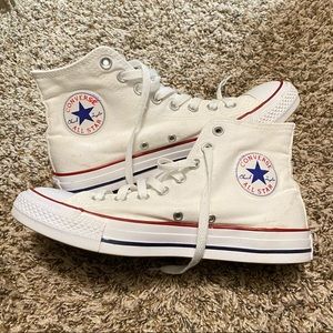 EUC Converse Chuck Taylor Shoes
